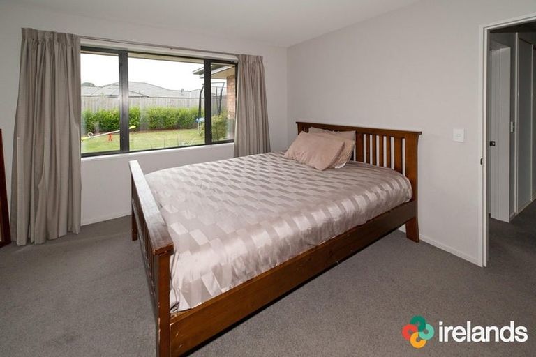 Photo of property in 1 Duggan Close, Rolleston, 7614