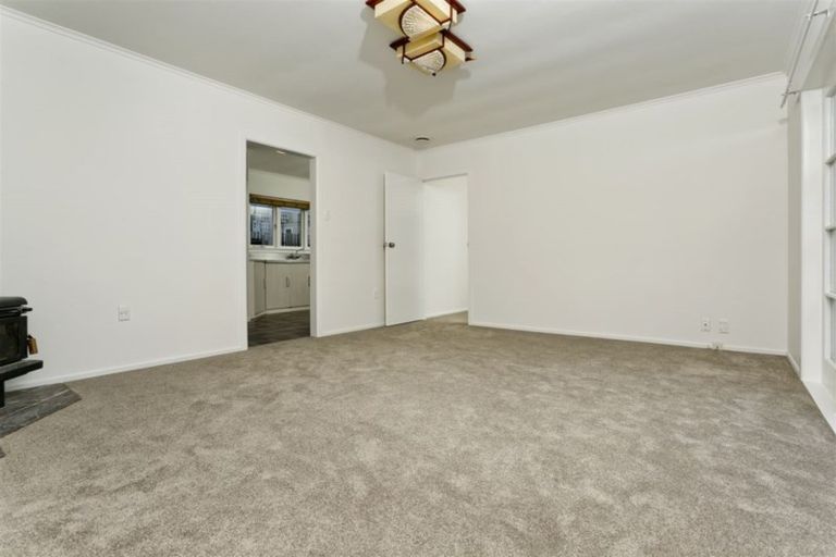 Photo of property in 89 Stanley Road, Glenfield, Auckland, 0629