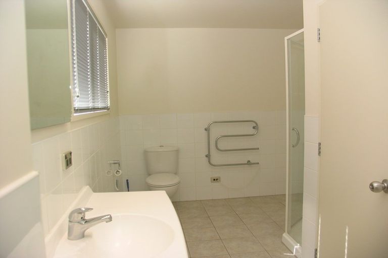 Photo of property in 2 De La Mare Place, Frankton, Queenstown, 9300