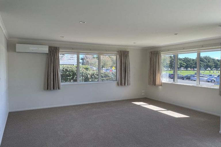 Photo of property in 450 Devonport Road, Tauranga South, Tauranga, 3112
