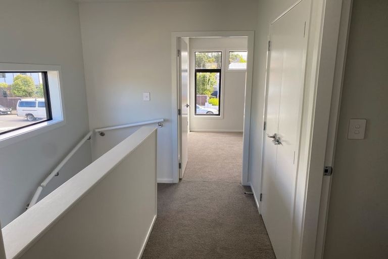 Photo of property in 1/90 Knights Road, Hutt Central, Lower Hutt, 5010