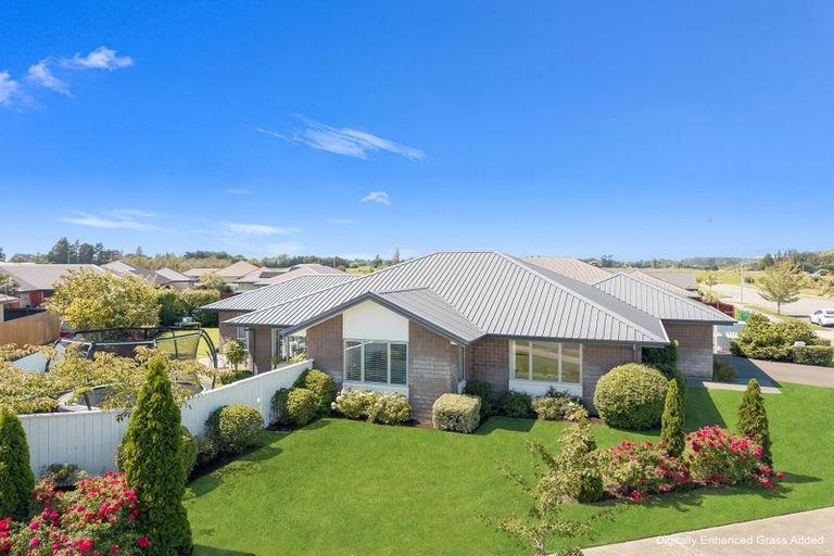 Photo of property in 6 Galatos Street, Rangiora, 7400