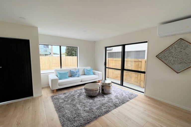 Photo of property in 160d Hill Road, Manurewa, Auckland, 2105