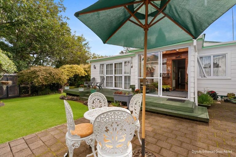 Photo of property in 75-77 Beach Road, Katikati, 3129