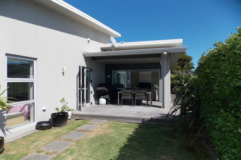 Photo of property in 40 Ocean Breeze Drive, Waihi Beach, 3611