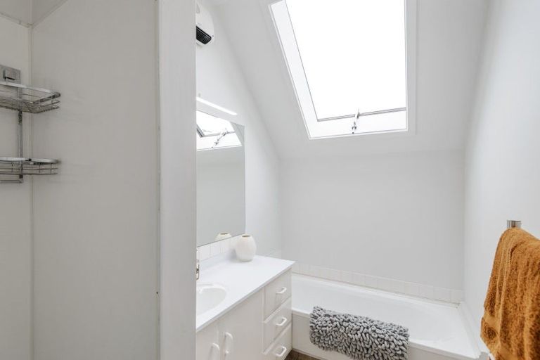 Photo of property in 4/64 Ranfurly Street, St Albans, Christchurch, 8014