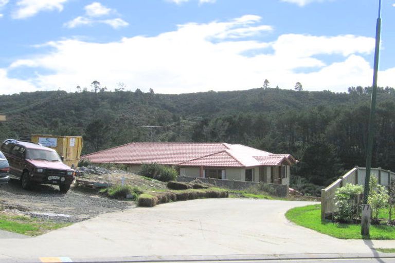 Photo of property in 75 Roberta Crescent, Orewa, 0931