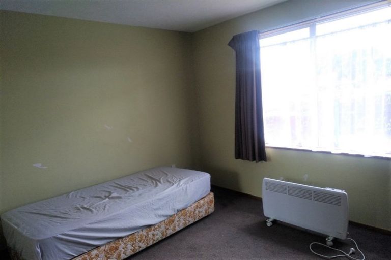 Photo of property in 2/5 Fir Tree Lane, Aranui, Christchurch, 8061