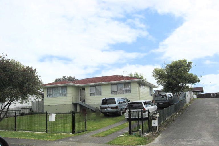 Photo of property in 27 Frobisher Way, Clendon Park, Auckland, 2103