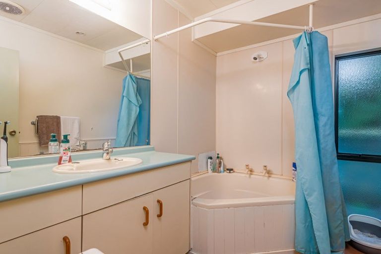 Photo of property in 9 Emmerdale Mews, Highbury, Palmerston North, 4412