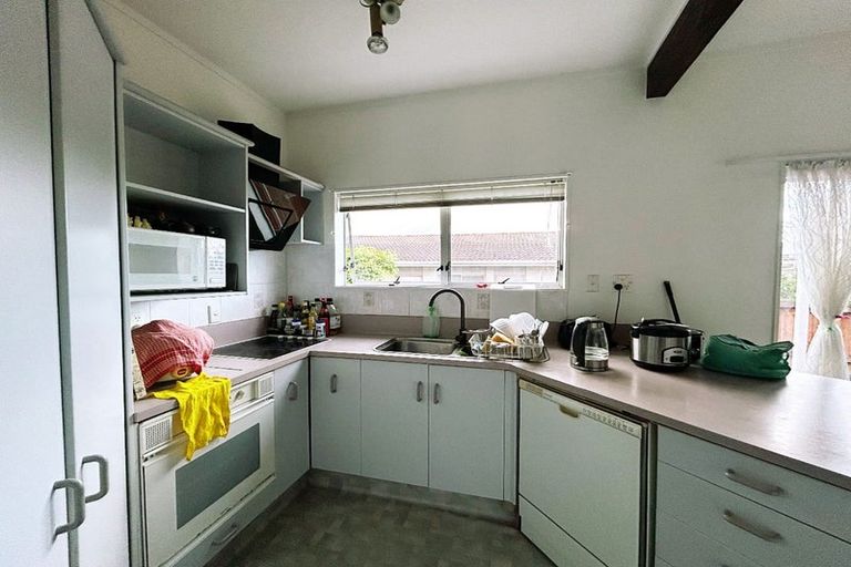 Photo of property in 2 Dorothy Place, Hillcrest, Hamilton, 3216