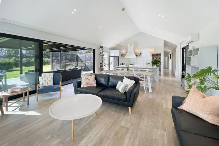 Photo of property in 757 Settlement Road, Hakaru, Wellsford, 0975