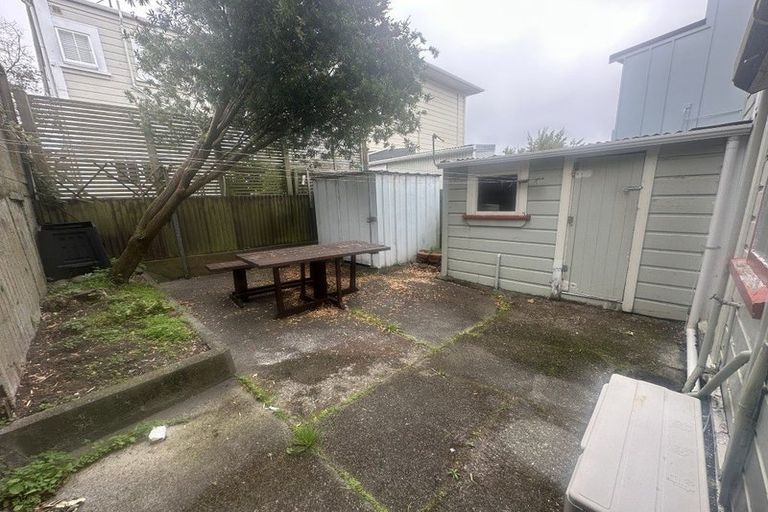 Photo of property in 68 Thompson Street, Mount Cook, Wellington, 6011