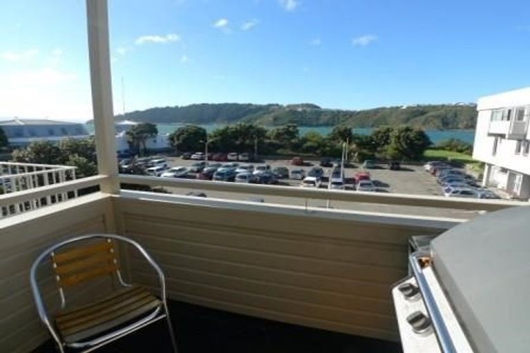 Photo of property in Marrakech Cafe, 40/305 Evans Bay Parade, Hataitai, Wellington, 6021