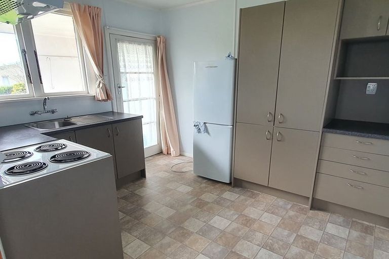 Photo of property in 10 Parsonage Road, Waimate, 7924