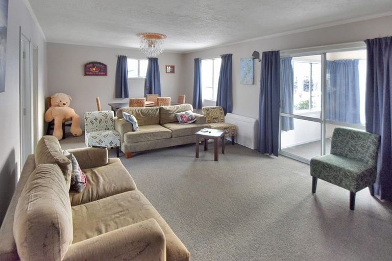 Photo of property in 11 Macaulay Place, Twizel, 7901