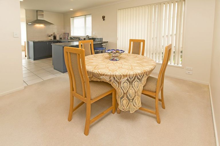 Photo of property in 54 Elan Place, Stanmore Bay, Whangaparaoa, 0932