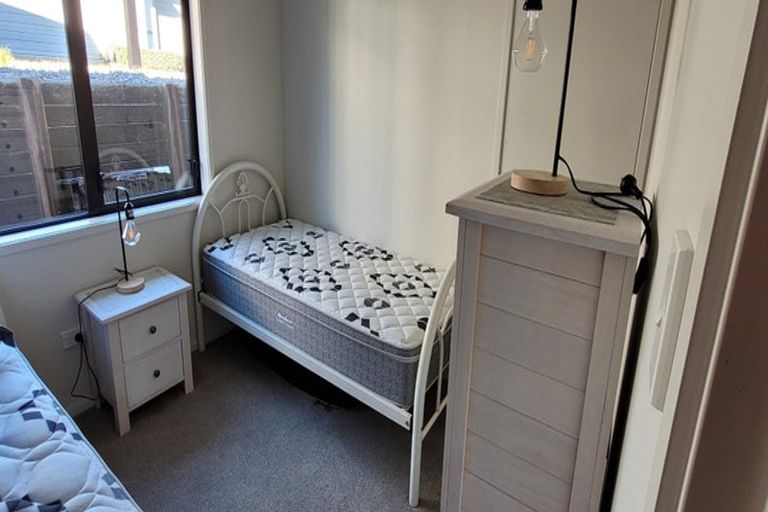 Photo of property in 49 Ainslee Street, Highlands Park, New Plymouth, 4312