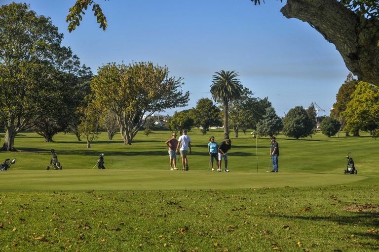 Photo of property in 122b Chapel Street, Otumoetai, Tauranga, 3110