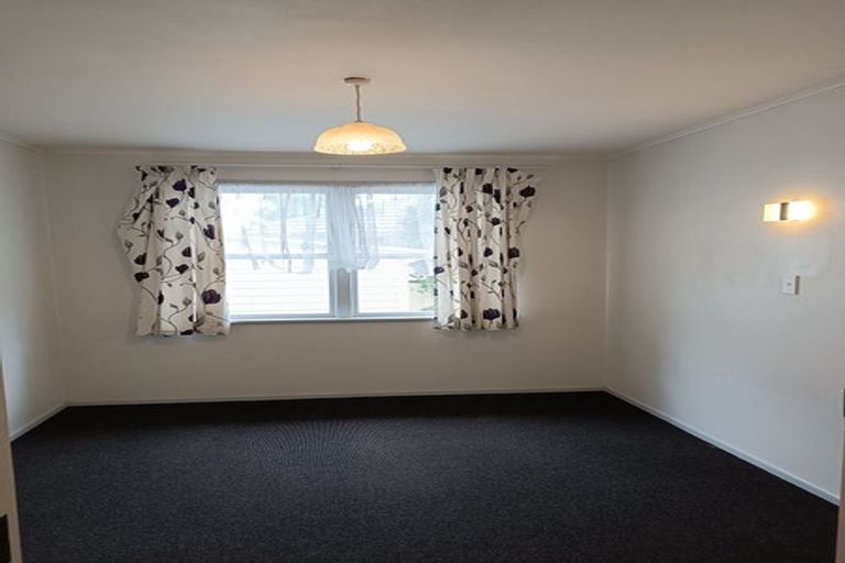 Photo of property in 168 Ennis Avenue, Pakuranga Heights, Auckland, 2010