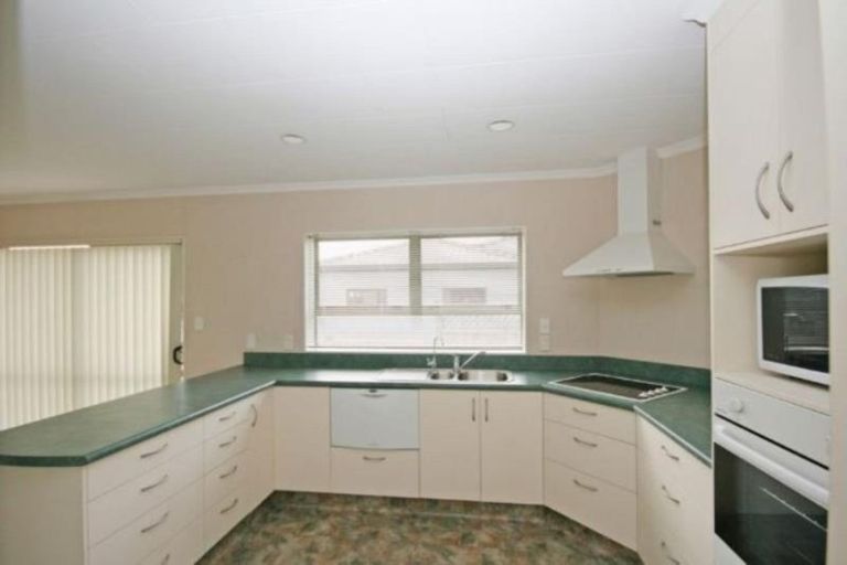 Photo of property in 155 Carrington Street, Lower Vogeltown, New Plymouth, 4310