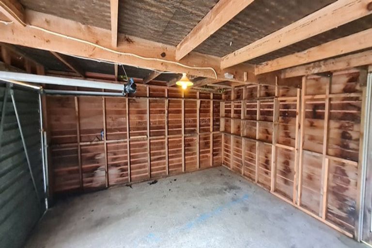 Photo of property in 2/81 Christmas Road, Manurewa, Auckland, 2102