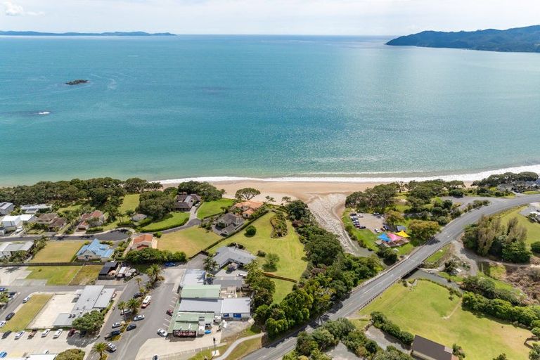 Photo of property in 20 Coopers Drive, Coopers Beach, 0420
