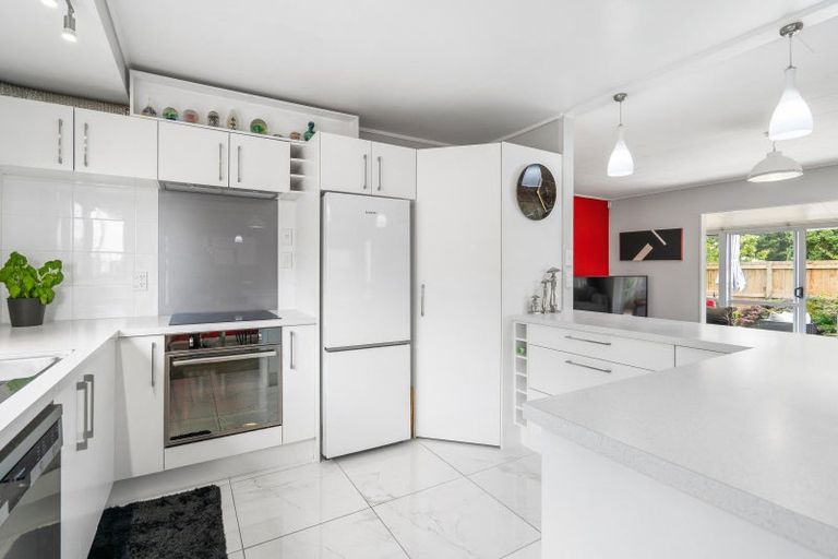 Photo of property in 12 Third Avenue, Avenues, Whangarei, 0110