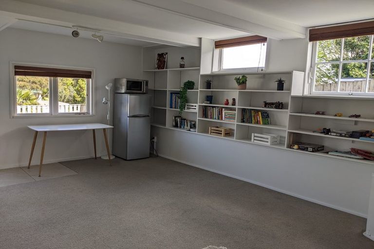 Photo of property in 20 Saffron Street, Birkdale, Auckland, 0626