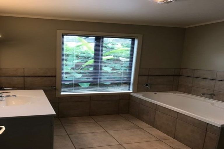 Photo of property in 12 Mceldownie Road, Ramarama, Drury, 2579