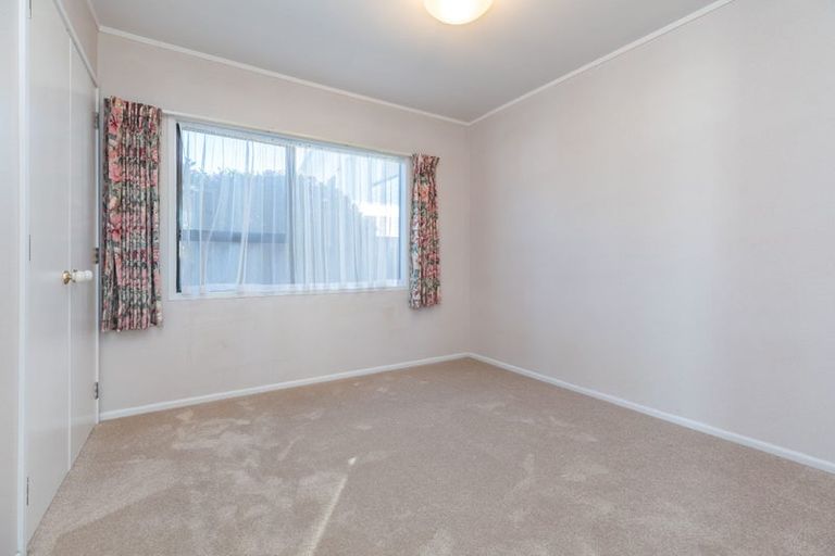 Photo of property in 1420 Whangaparaoa Road, Army Bay, Whangaparaoa, 0930