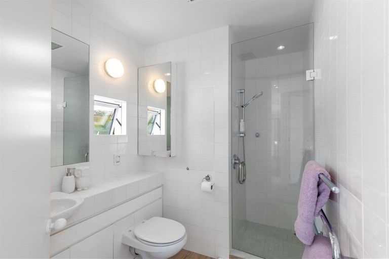 Photo of property in 133 Main Road, Redcliffs, Christchurch, 8081