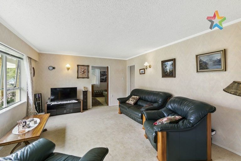 Photo of property in 12 De Menech Grove, Avalon, Lower Hutt, 5011