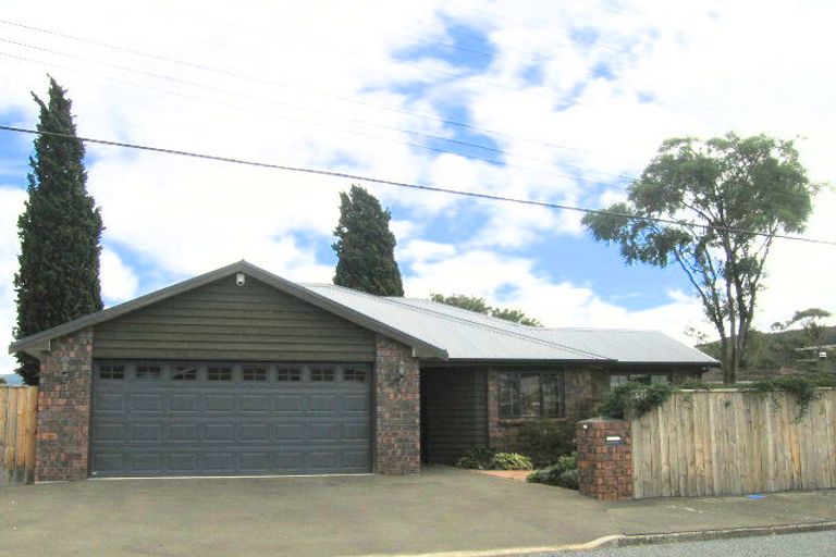 Photo of property in 41a Ebdentown Street, Ebdentown, Upper Hutt, 5018