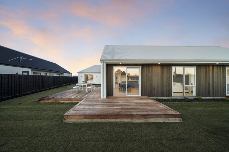 Photo of property in 2 Sutton Street, Rangiora, 7400