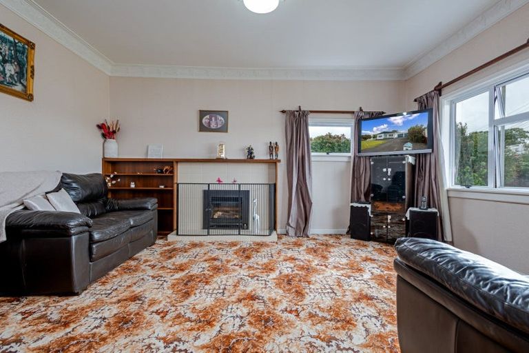 Photo of property in 49 Holland Crescent, Bulls, 4818