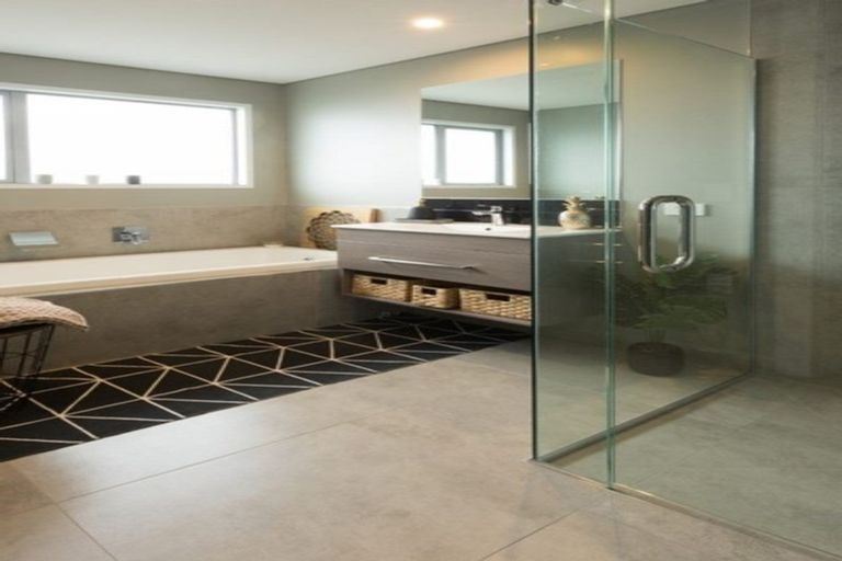 Photo of property in 33 Prestons Park Drive, Marshland, Christchurch, 8083