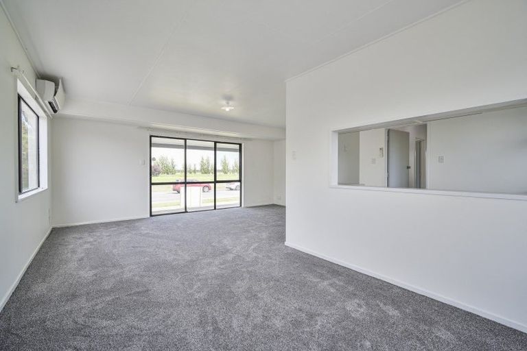 Photo of property in 28 Ramsey Crescent, Flaxmere, Hastings, 4120