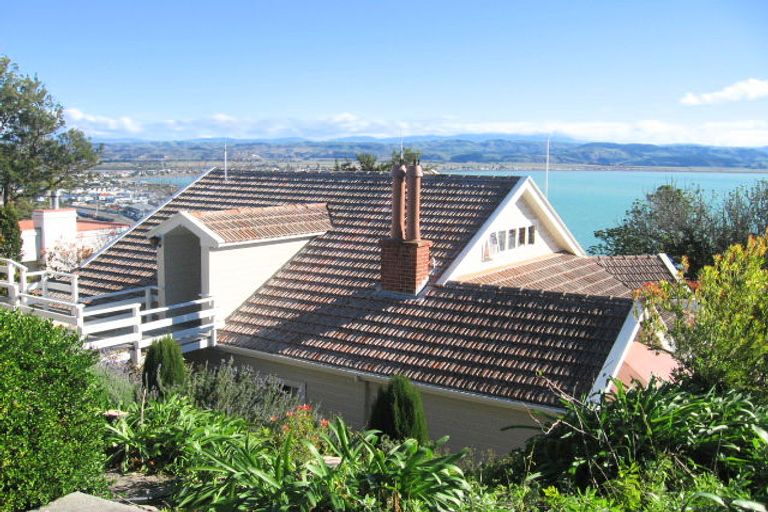 Photo of property in 153 Thompson Road, Bluff Hill, Napier, 4110