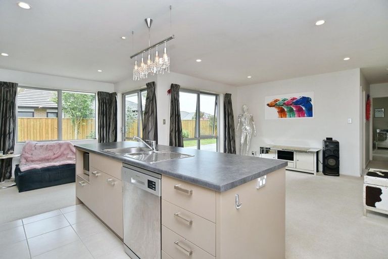 Photo of property in 16 Nga Tupuna Street, Pegasus, 7612