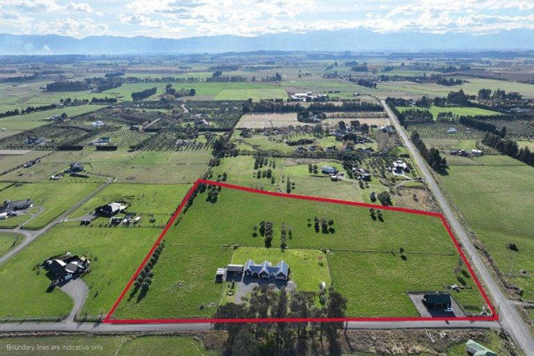 Photo of property in 104 White Rock Road, Martinborough, 5781