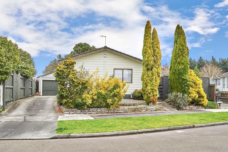 Photo of property in 3 Pluto Place, Milson, Palmerston North, 4414