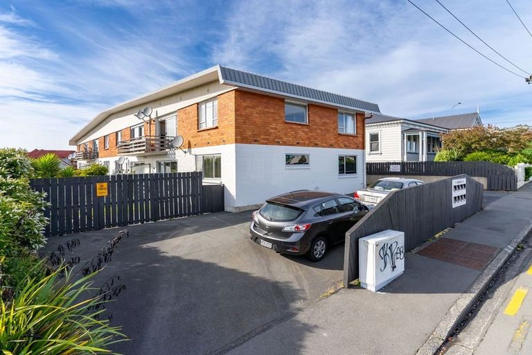 Photo of property in 7e Lawrence Street, Mornington, Dunedin, 9011