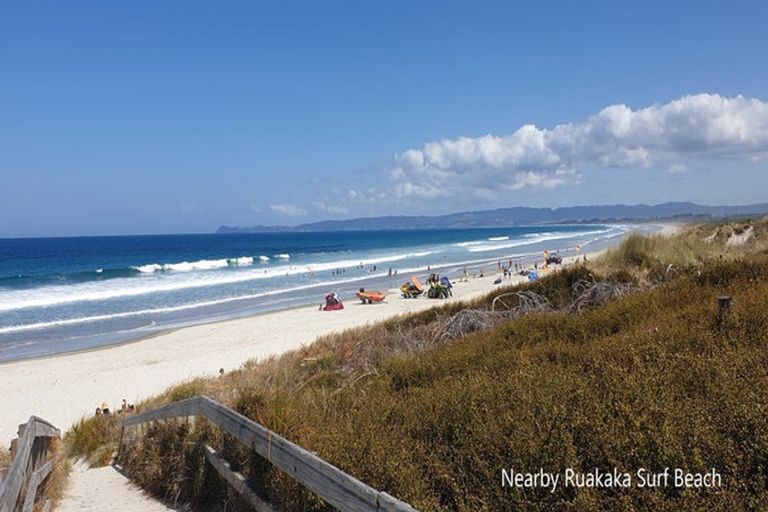 Photo of property in 128 Bream Bay Drive, Ruakaka, 0116