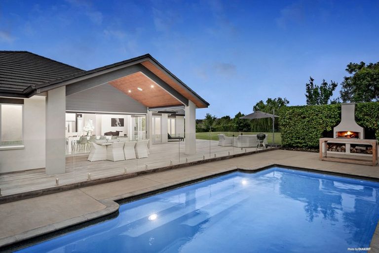 Photo of property in 3 Armstrong Way, Waiuku, 2123