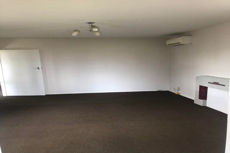 Photo of property in 10a Epsom Road, Sockburn, Christchurch, 8042