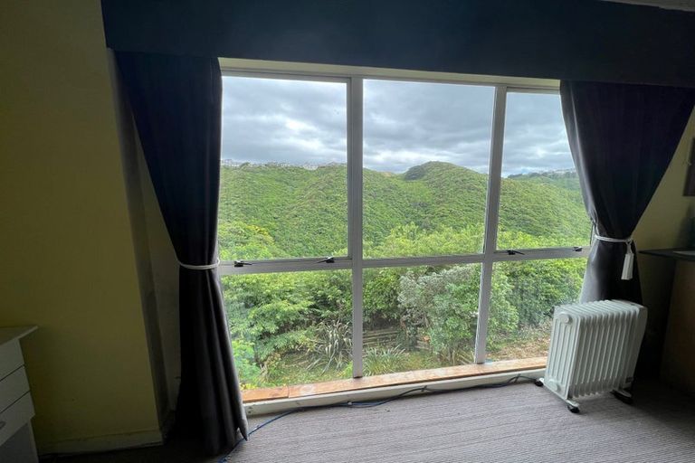 Photo of property in 51c Mandalay Terrace, Khandallah, Wellington, 6035