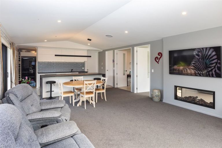 Photo of property in 123 Prestons Park Drive, Marshland, Christchurch, 8083