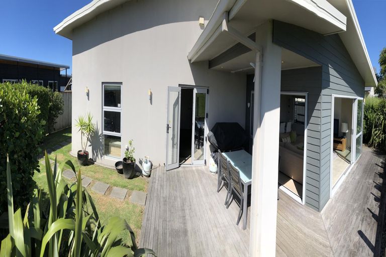 Photo of property in 40 Ocean Breeze Drive, Waihi Beach, 3611
