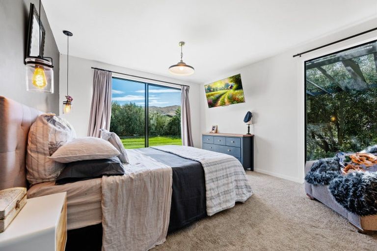 Photo of property in 1 Riesling Way, Cromwell, 9310